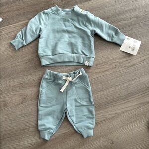 Newborn outfit